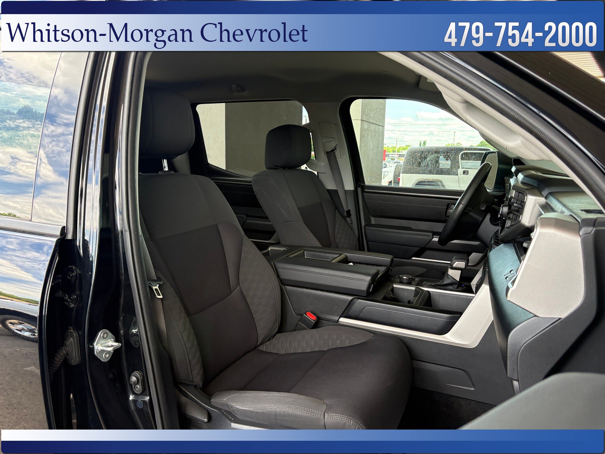 Used 2023 Toyota Tundra SR5 AWD/4WD image 32