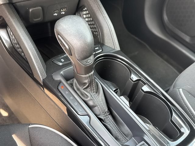Used 2025 Chevrolet TrailBlazer LT AWD/4WD image 16