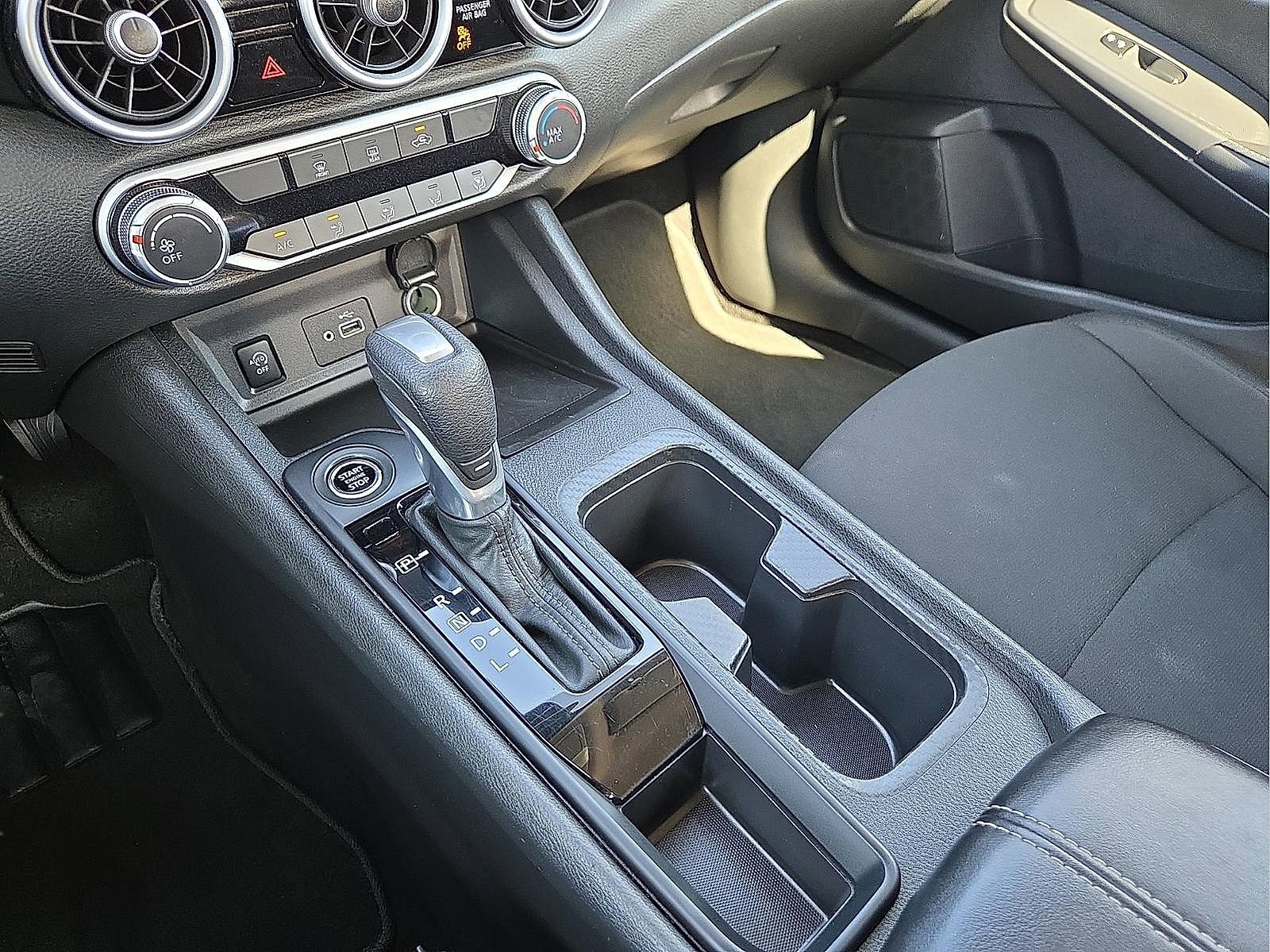 Used 2025 Nissan Sentra S image 25
