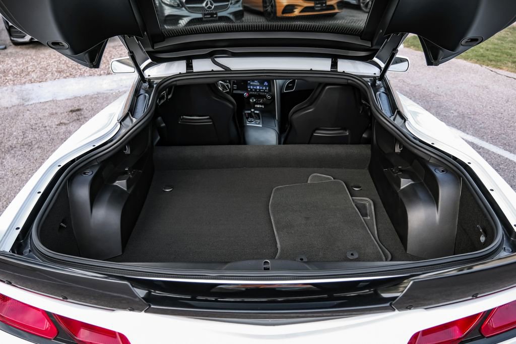 Used 2019 Chevrolet Corvette Grand Sport w/ Carbon Flash Badge Package image 47