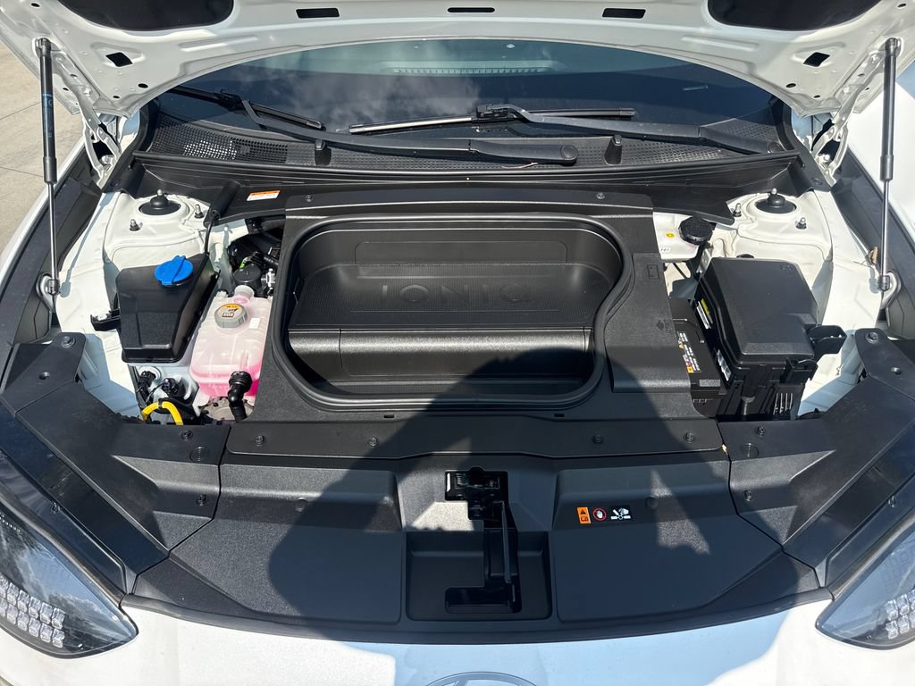 Used 2024 Hyundai Ioniq 6 SE RWD image 36