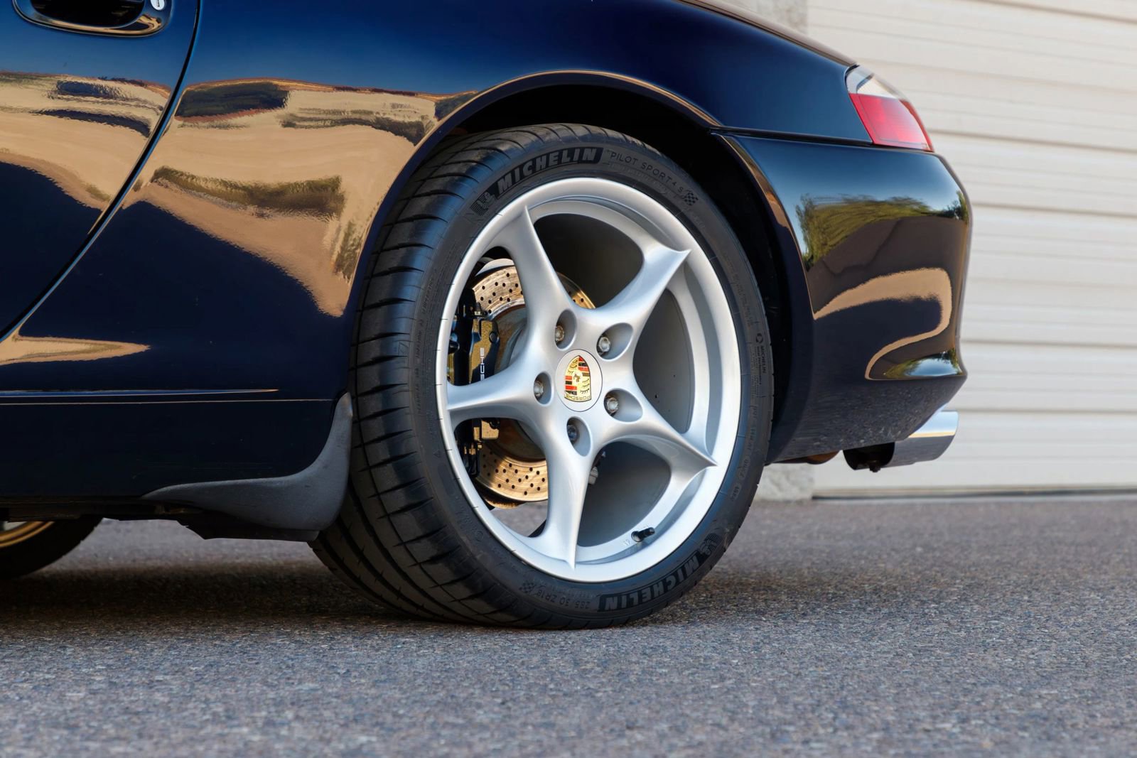 Used 2003 Porsche 911 Carrera image 40