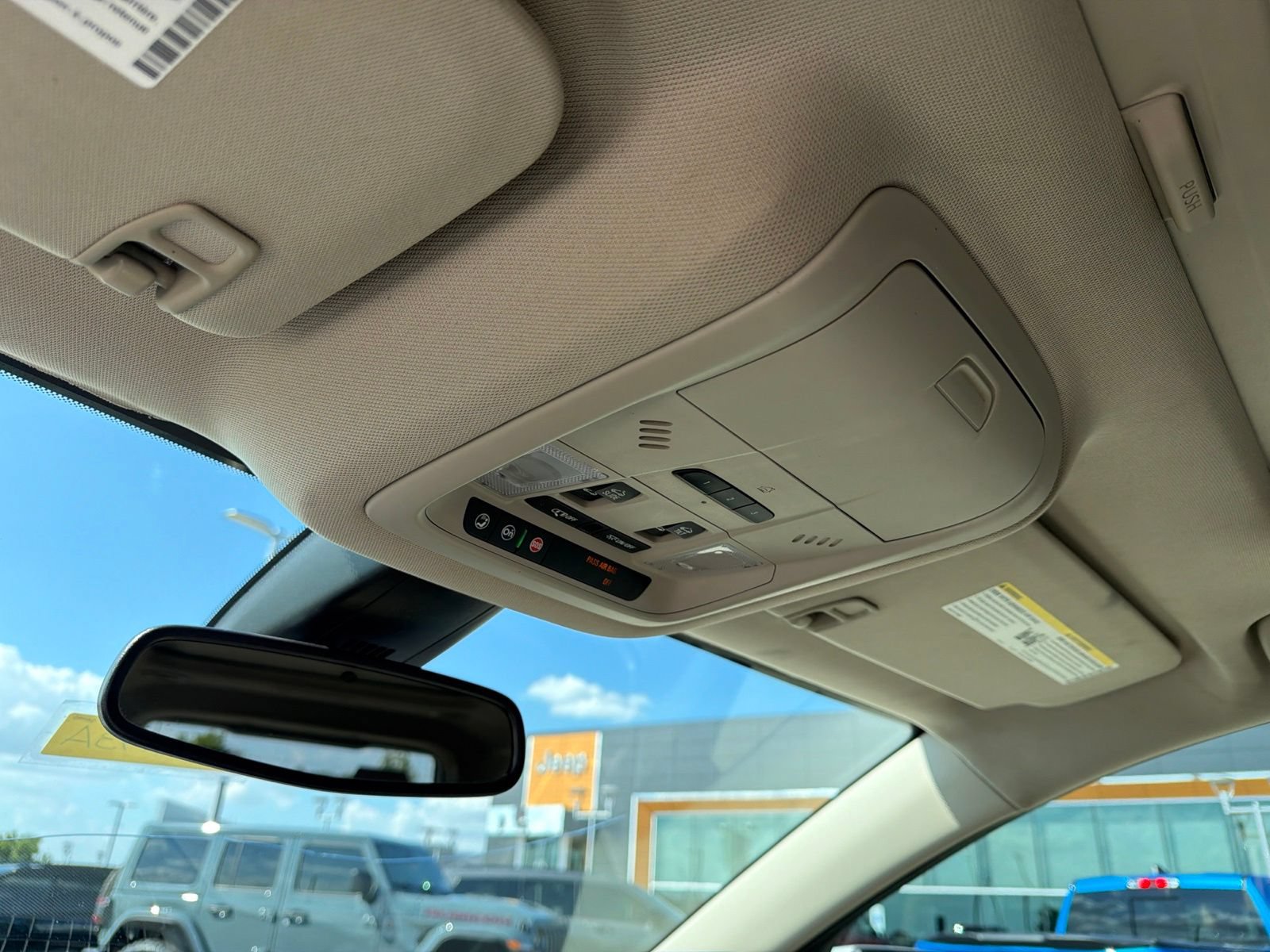 Used 2019 GMC Acadia Denali FWD image 27