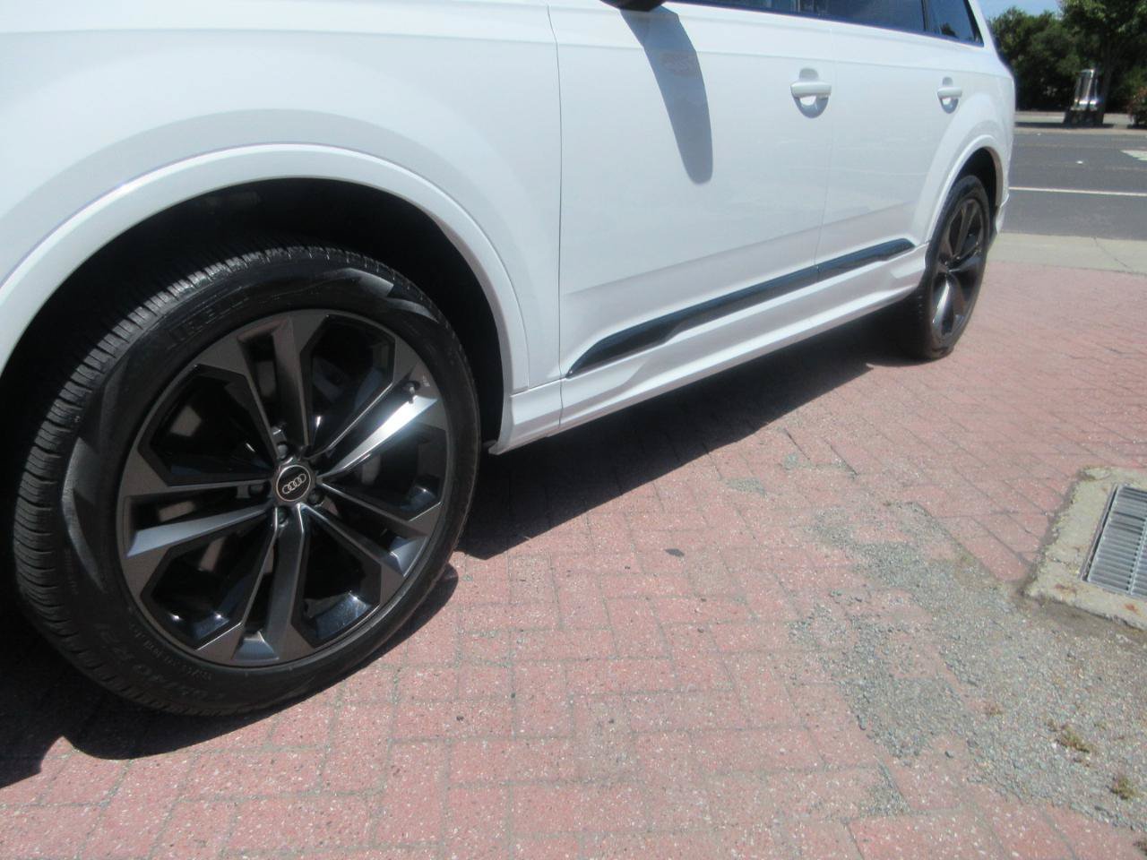 Used 2025 Audi Q7 3.0T Premium Plus w/ Premium Plus Package AWD/4WD image 98