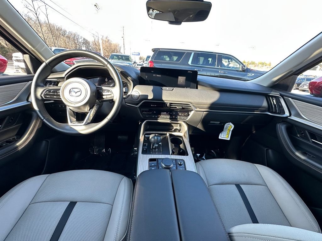Used 2025 MAZDA CX-90 Plug-In Hybrid w/ Preferred image 21