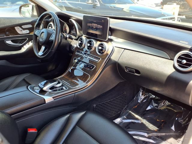 Used 2015 Mercedes-Benz C 300 4MATIC Sedan image 26