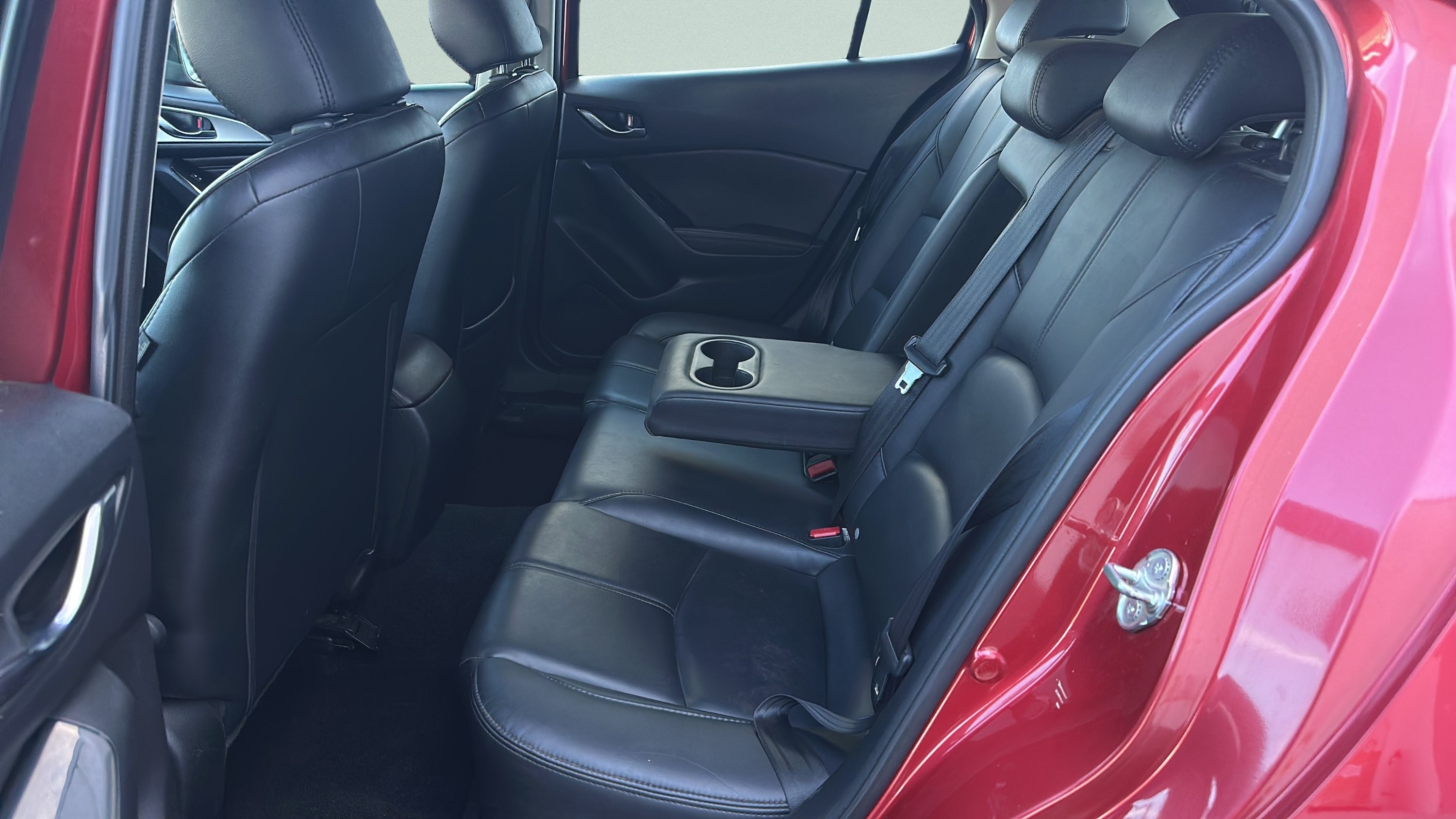 Used 2018 MAZDA MAZDA3 Touring FWD image 24
