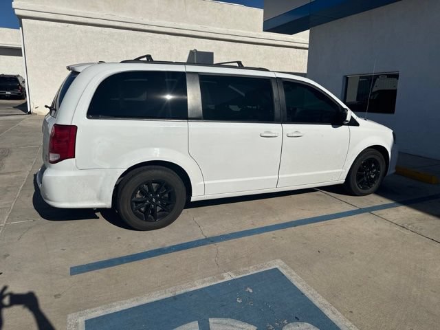 Used 2019 Dodge Grand Caravan GT FWD image 2