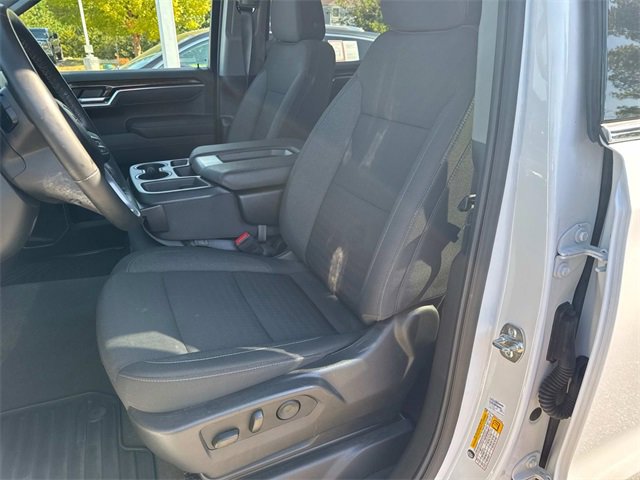 Used 2025 GMC Sierra 1500 SLE image 31