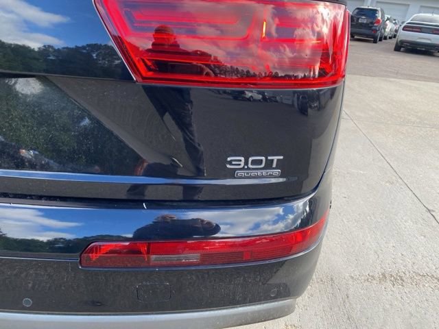 Used 2017 Audi Q7 3.0T Prestige AWD/4WD image 13