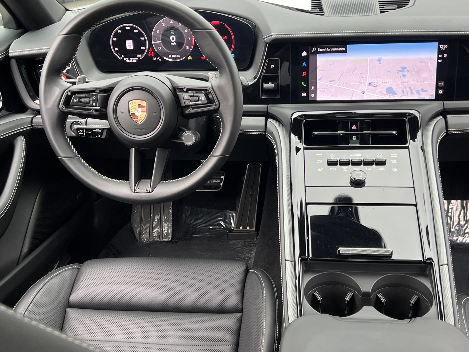 Certified 2025 Porsche Panamera 4 image 16