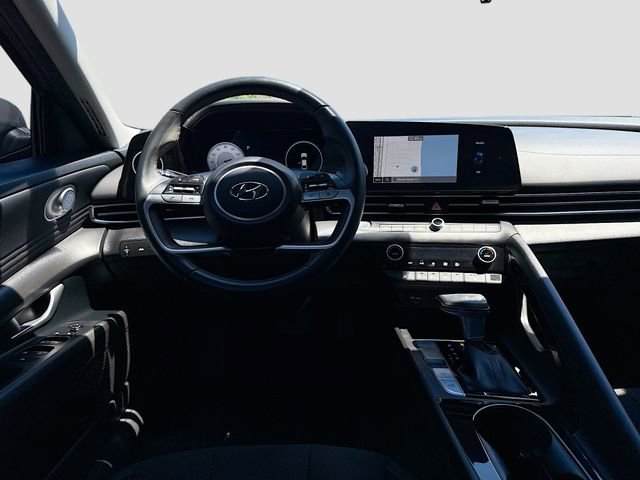 Certified 2023 Hyundai Elantra SEL w/ Convenience Package image 21