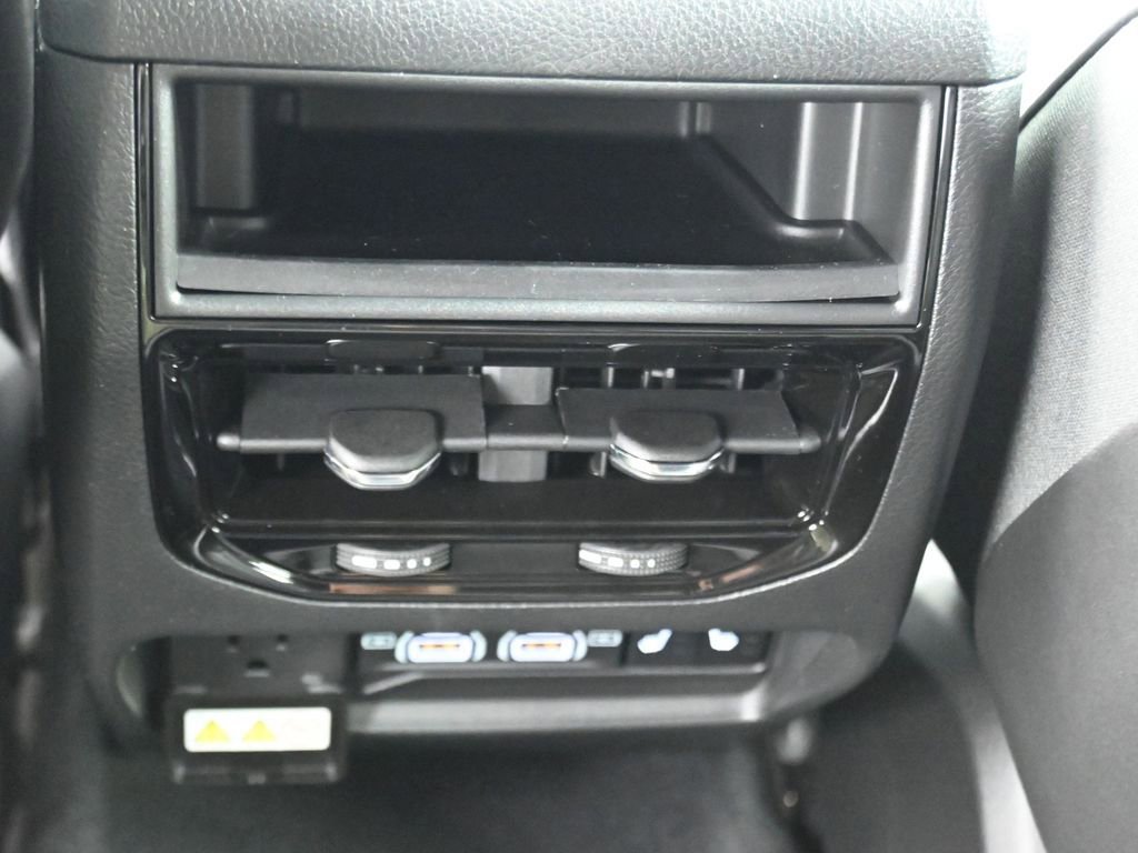 New 2025 Jeep Grand Cherokee Limited image 31