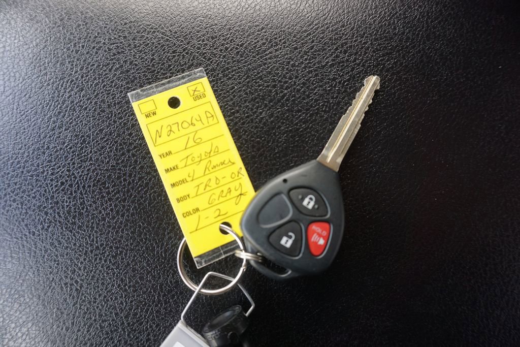 Used 2016 Toyota 4Runner SR5 Premium image 23