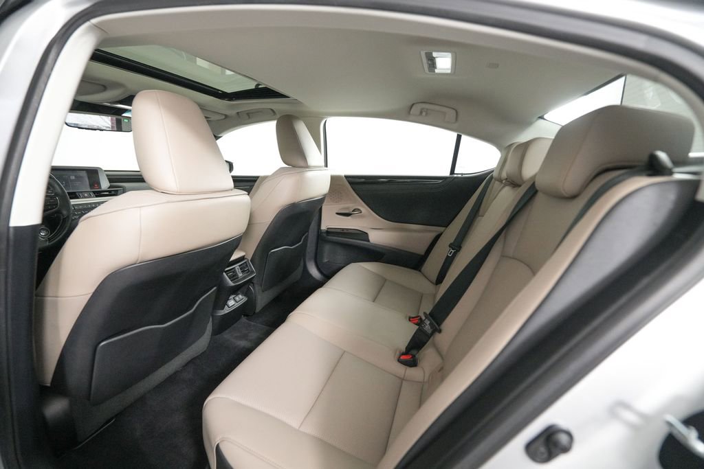 Certified 2020 Lexus ES 350 w/ Premium Package image 13