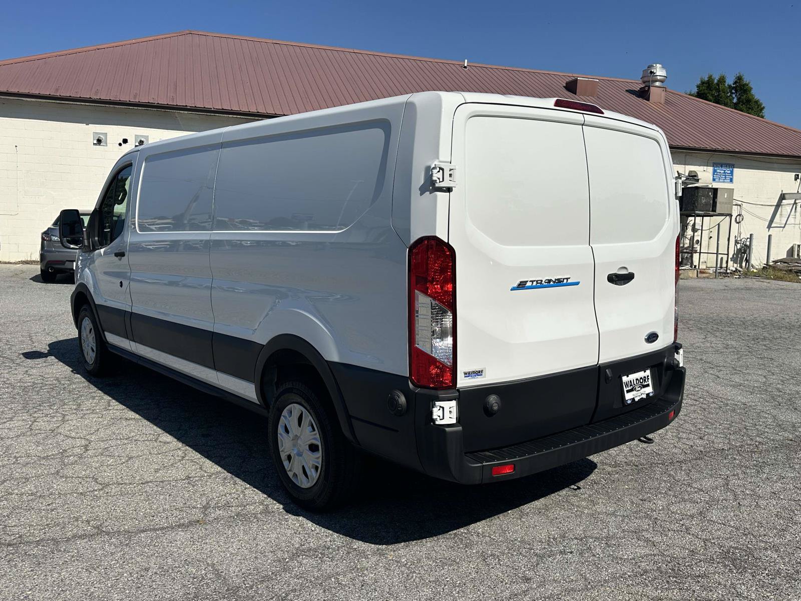 Certified 2023 Ford E-Transit Low Roof RWD image 4