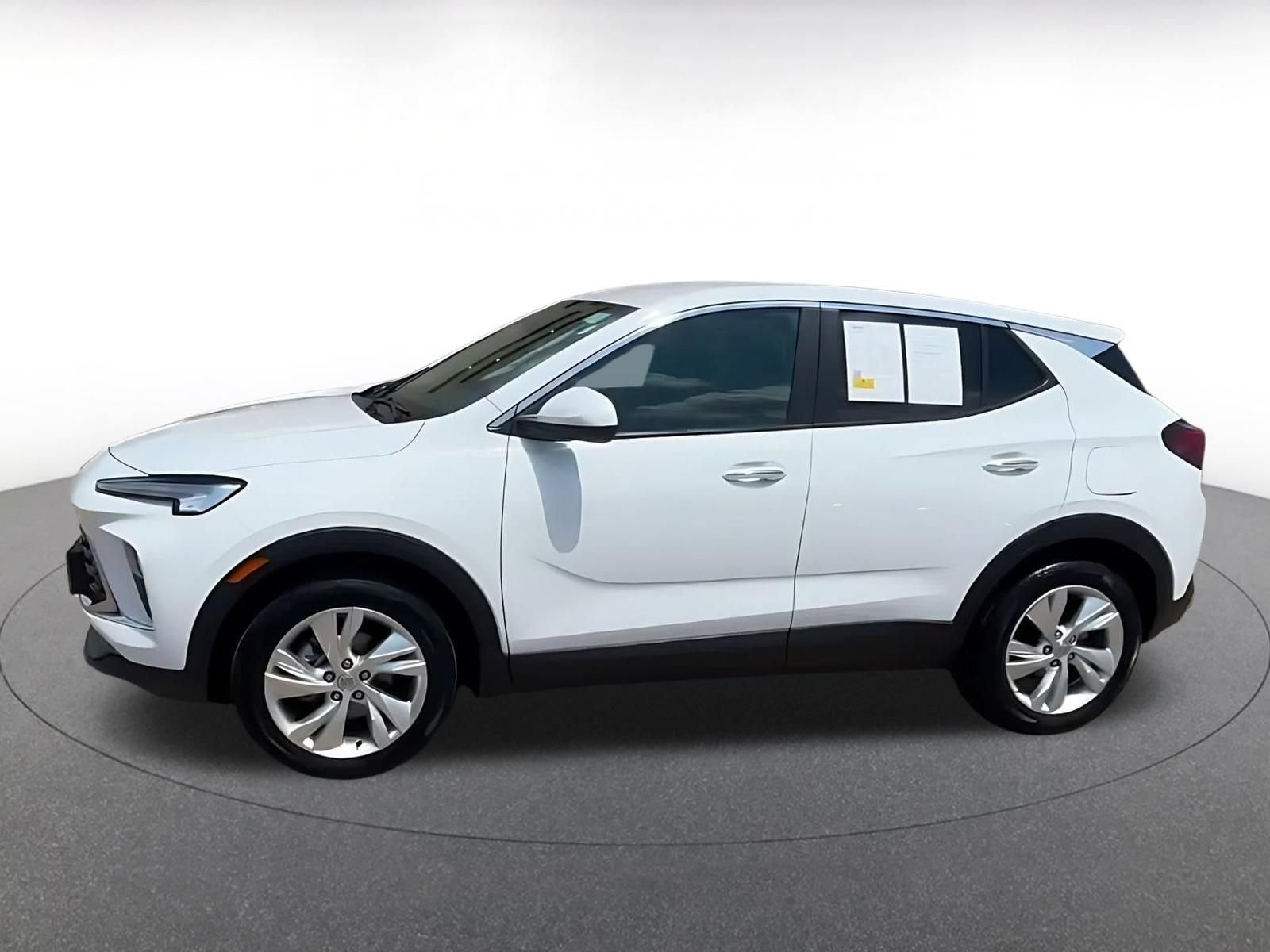 Used 2025 Buick Encore GX Preferred FWD image 8