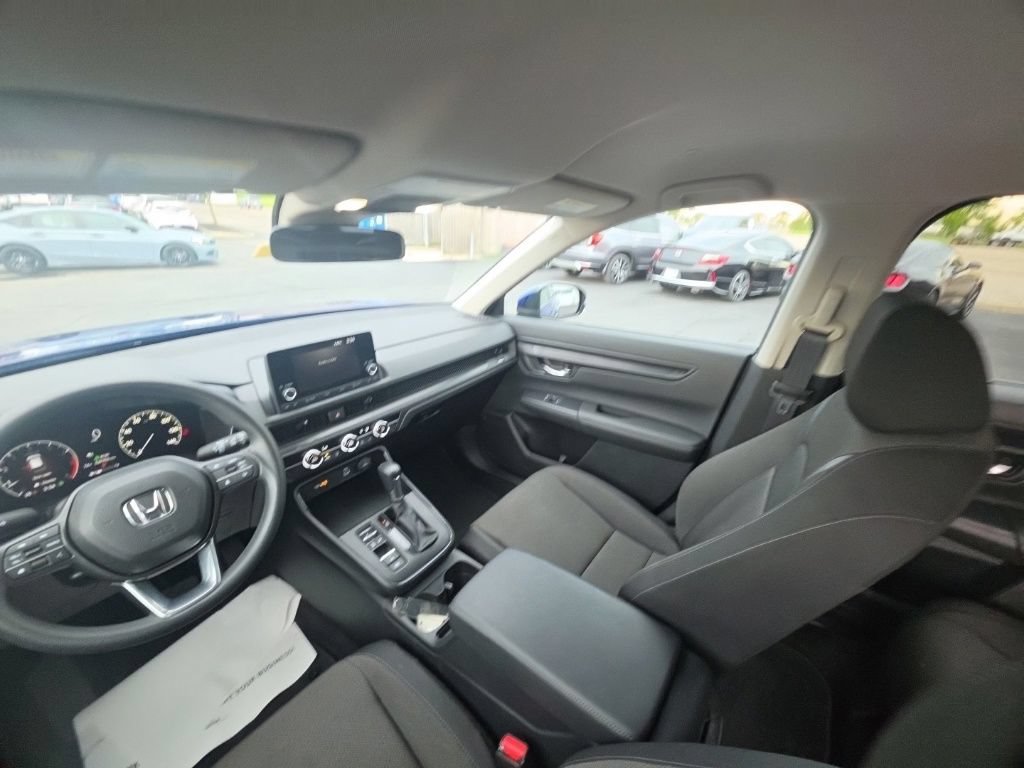 Used 2025 Honda CR-V LX image 26