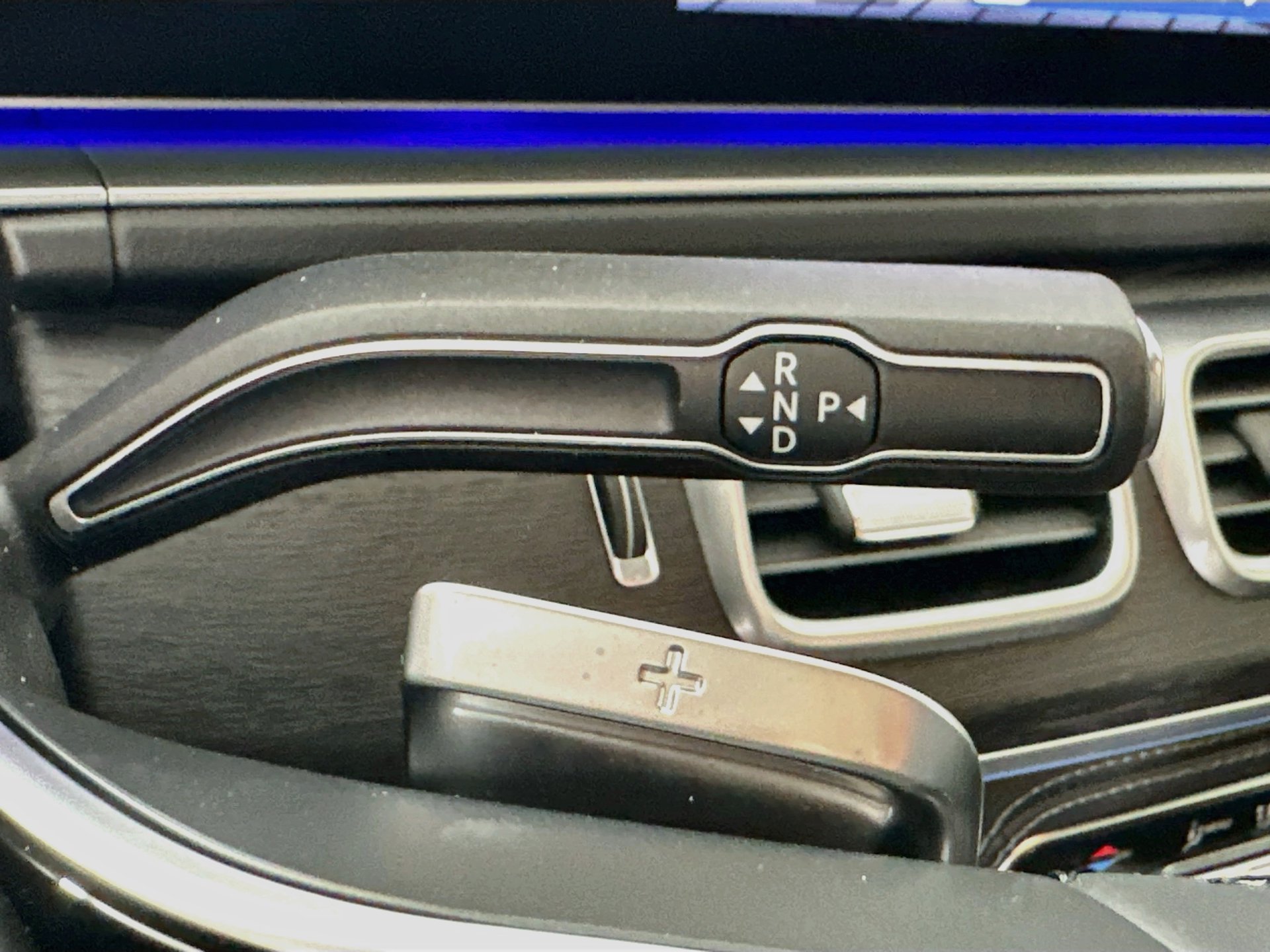 Certified 2025 Mercedes-Benz GLE 350 4MATIC image 18