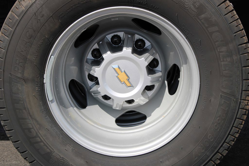 Used 2024 Chevrolet Silverado 3500 W/T w/ Snow Plow Prep Package image 29