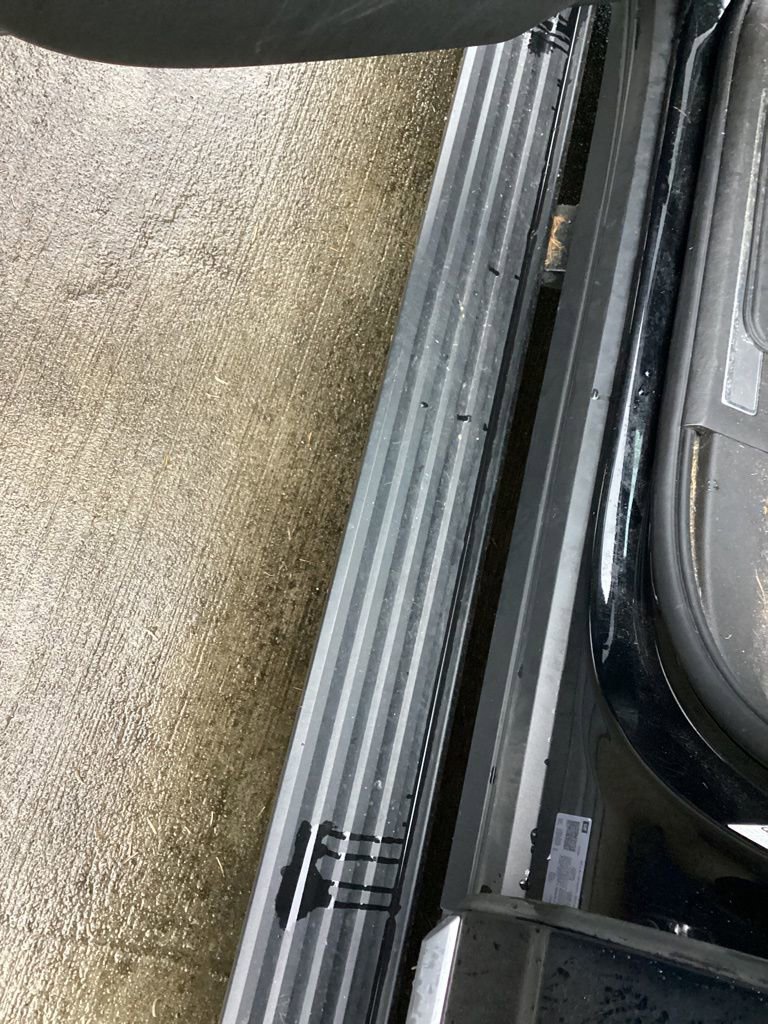 Used 2021 GMC Yukon Denali w/ Denali Premium Package image 12