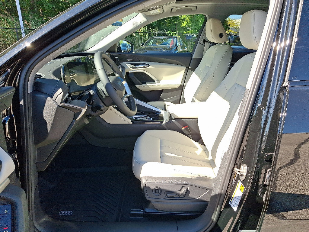 New 2026 Audi Q5 Premium Plus AWD/4WD image 6