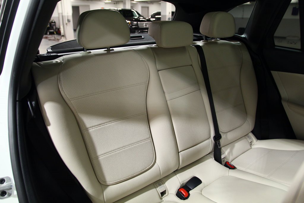 Used 2023 Mercedes-Benz GLC 300 4MATIC image 26