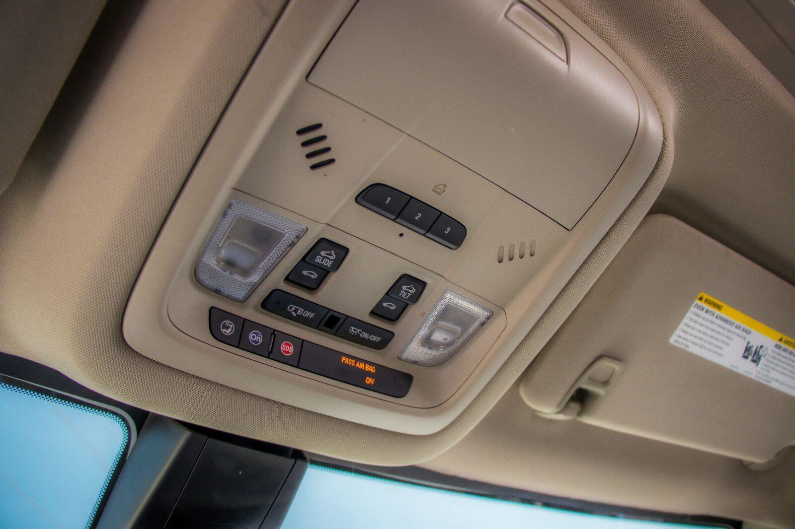 Used 2019 GMC Acadia Denali w/ Technology Package FWD image 23