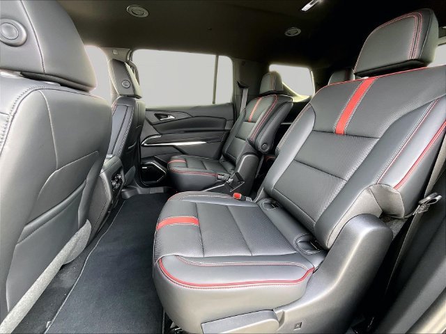 New 2027 Chevrolet Traverse RS AWD/4WD image 14