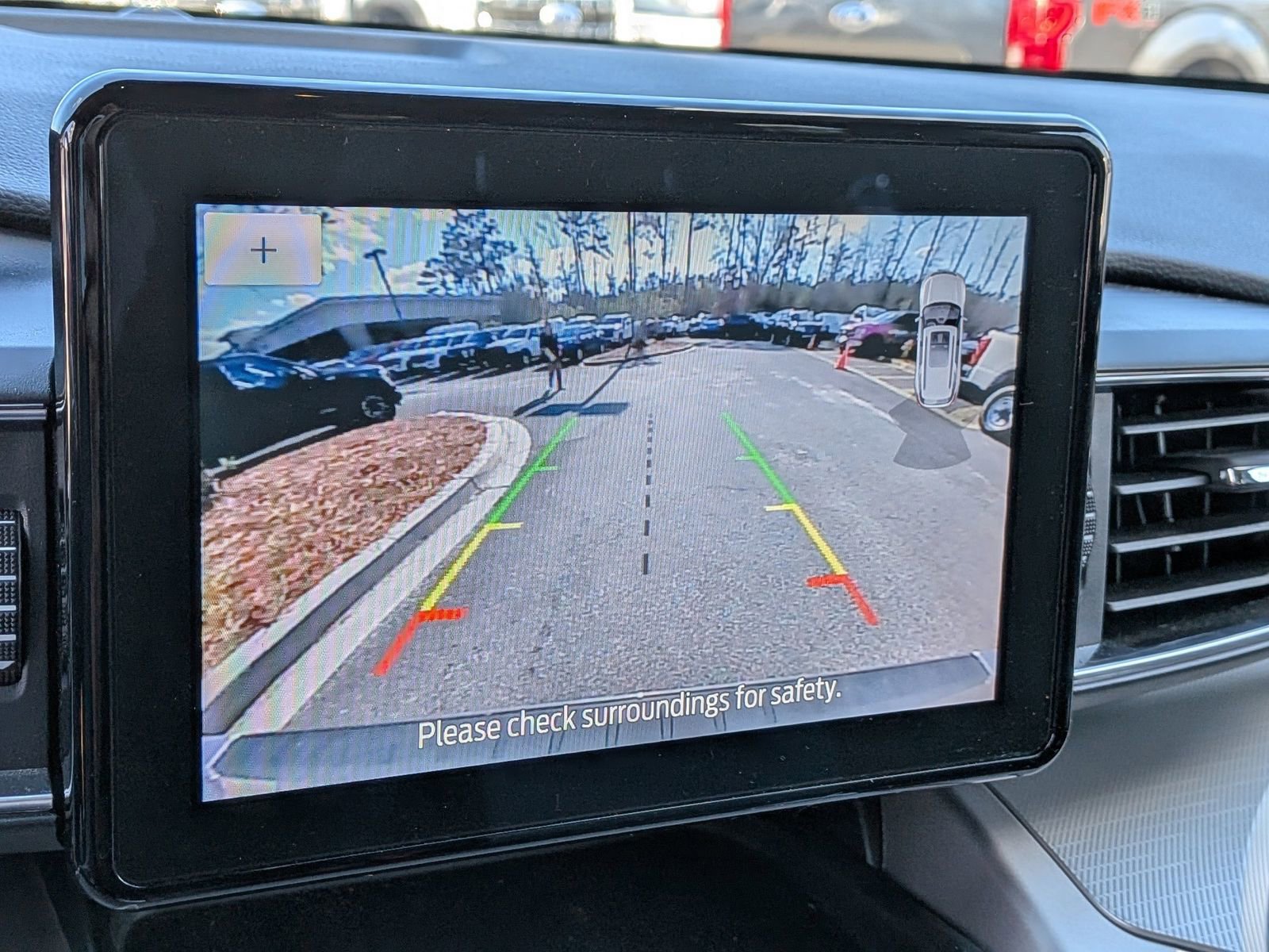 Certified 2022 Ford Explorer XLT w/ Equipment Group 202A image 24