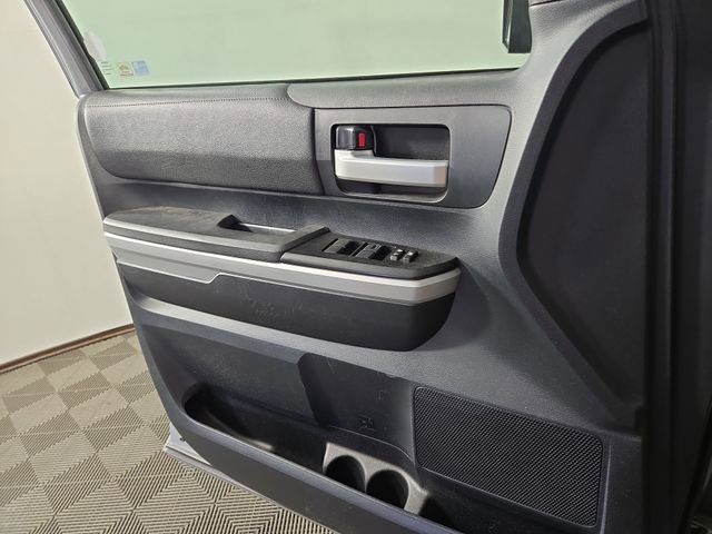 Used 2018 Toyota Tundra SR5 AWD/4WD image 29