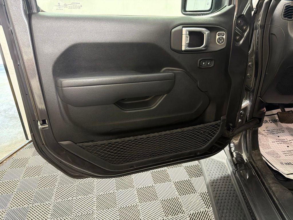 Used 2022 Jeep Wrangler Unlimited Sport AWD/4WD image 18