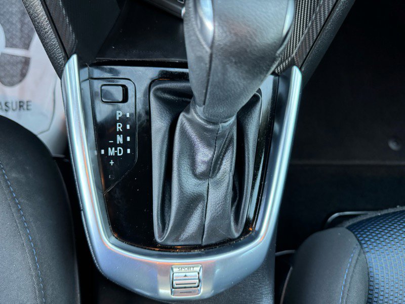 Used 2020 Toyota Yaris LE image 13