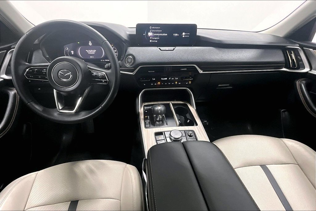 Used 2024 MAZDA CX-90 Plug-In Hybrid w/ Preferred AWD/4WD image 18