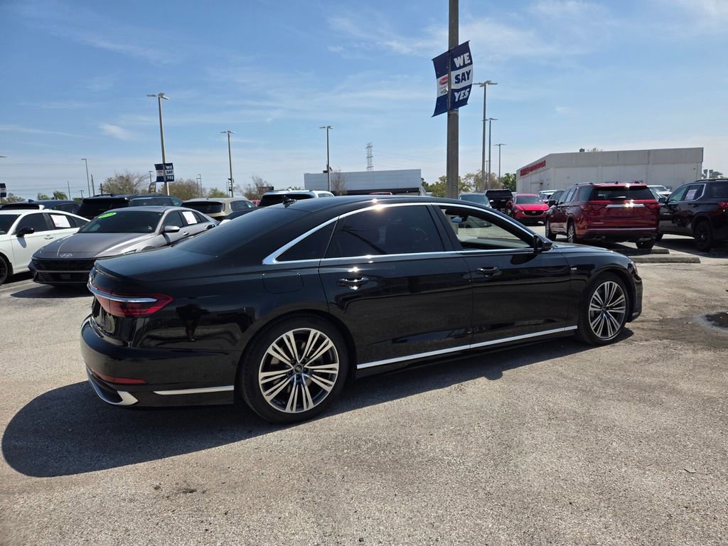 Used 2023 Audi A8 L 3.0T image 16