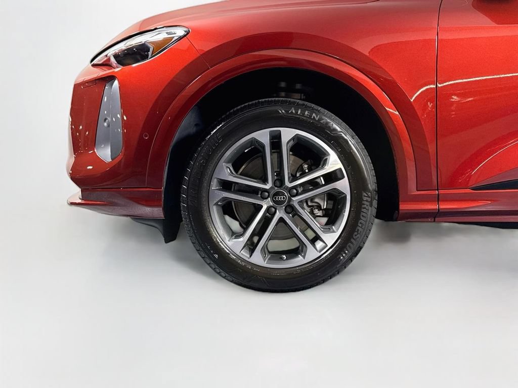 Used 2025 Audi Q5 Premium AWD/4WD image 25