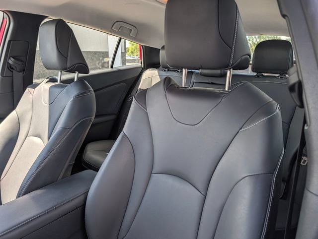 Used 2022 Toyota Prius Prime XLE FWD image 12