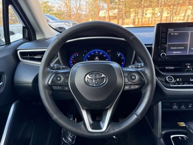 Certified 2022 Toyota Corolla Cross XLE image 18