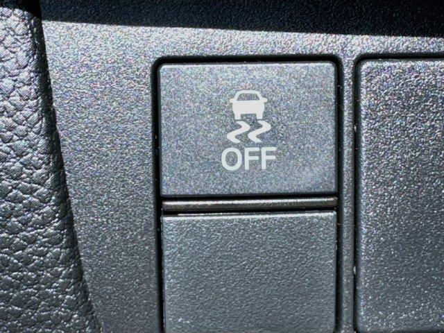 Used 2024 Honda CR-V LX image 11