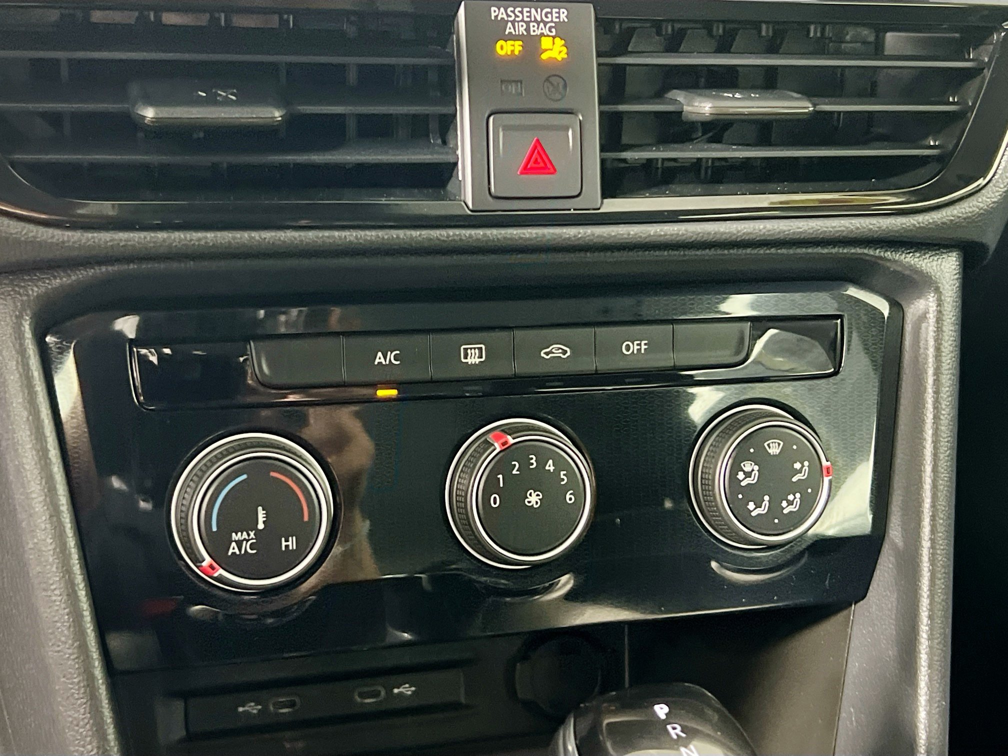 Used 2025 Volkswagen Taos S FWD image 27