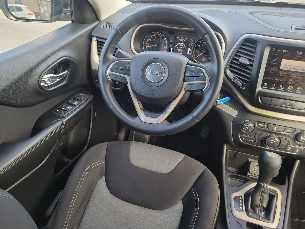 Used 2014 Jeep Cherokee Latitude FWD image 14