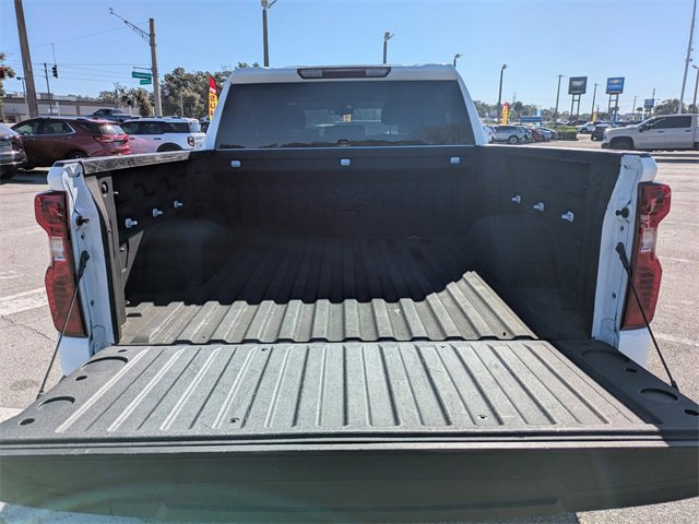 Used 2022 Chevrolet Silverado 1500 LT image 12