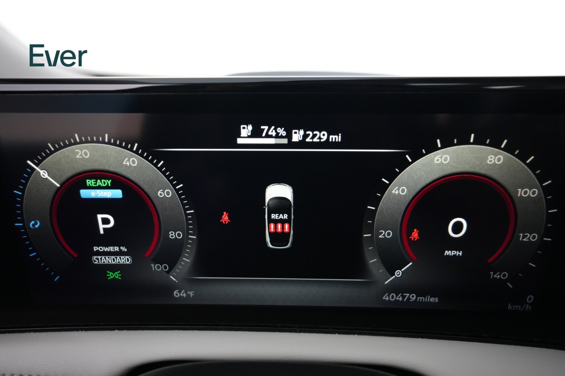 Used 2023 Nissan Ariya AWD image 7
