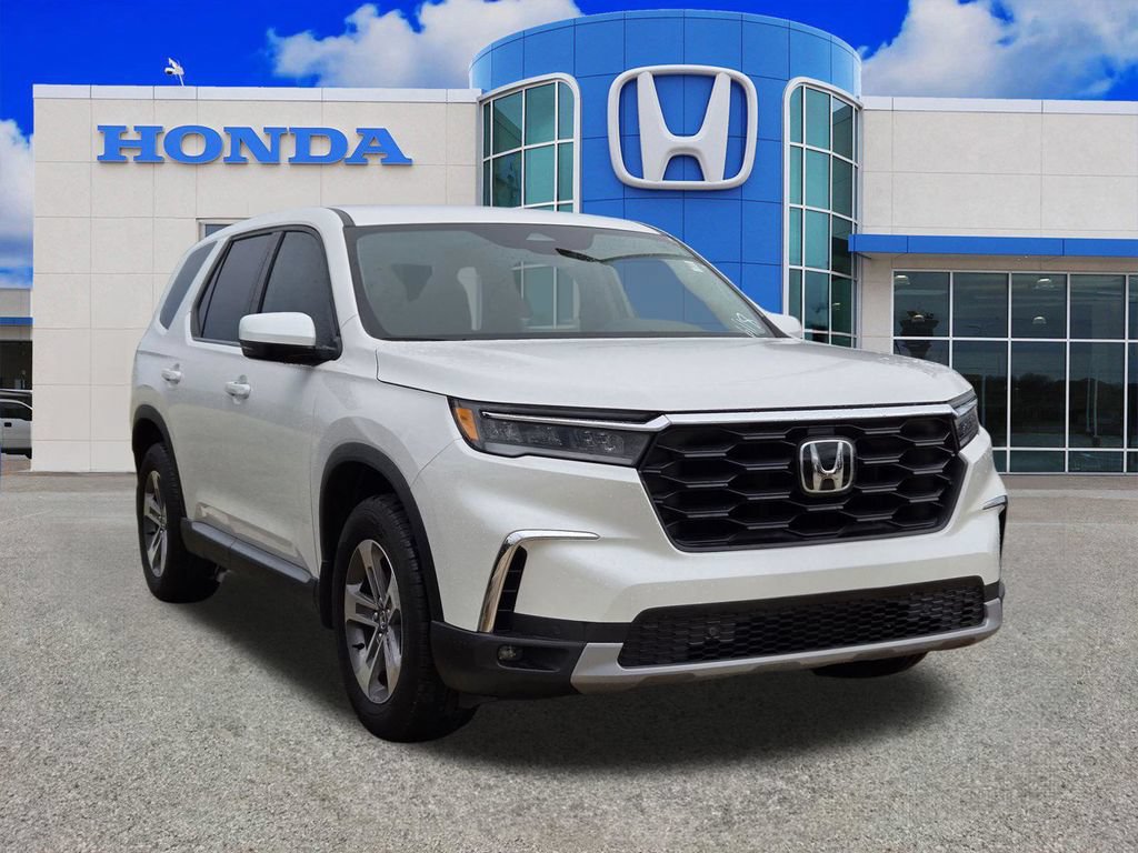 Used 2025 Honda Pilot EX-L image 9