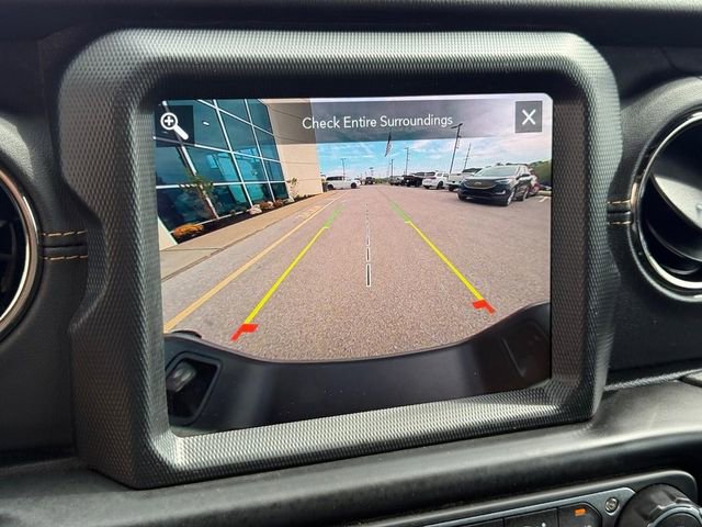 Used 2022 Jeep Gladiator Overland image 19