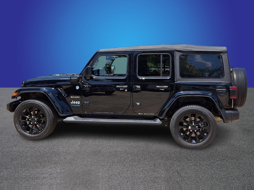 Used 2021 Jeep Wrangler Unlimited Sahara w/ Cold Weather Group AWD/4WD image 7