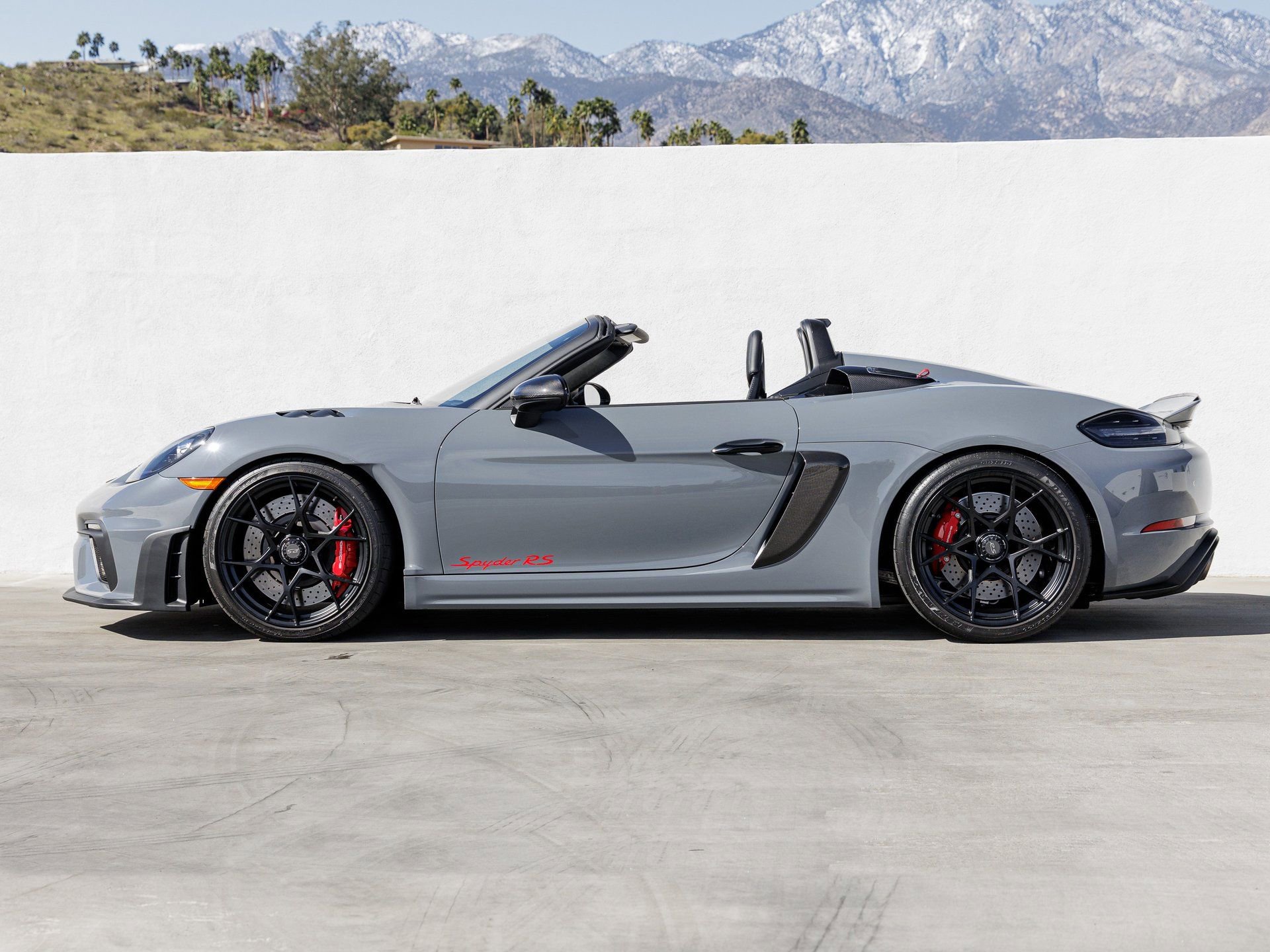 Certified 2025 Porsche 718 Boxster Spyder RS image 2