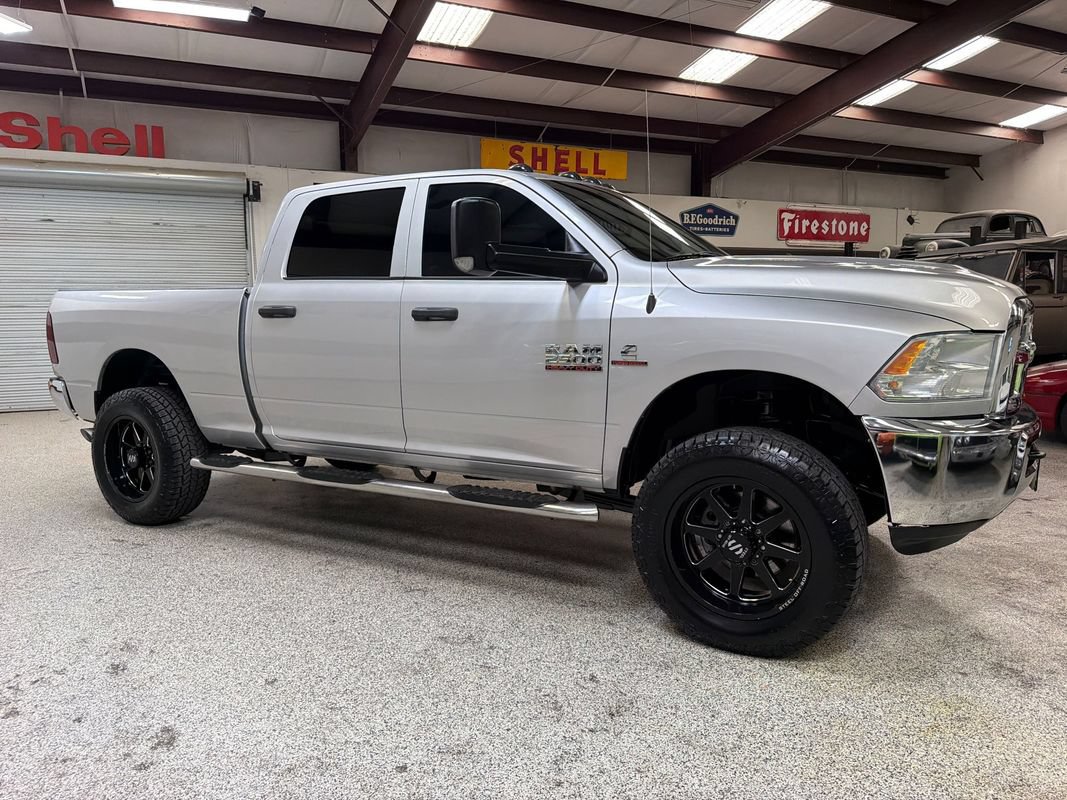 Used 2016 RAM 2500 Tradesman w/ Chrome Appearance Group AWD/4WD image 10