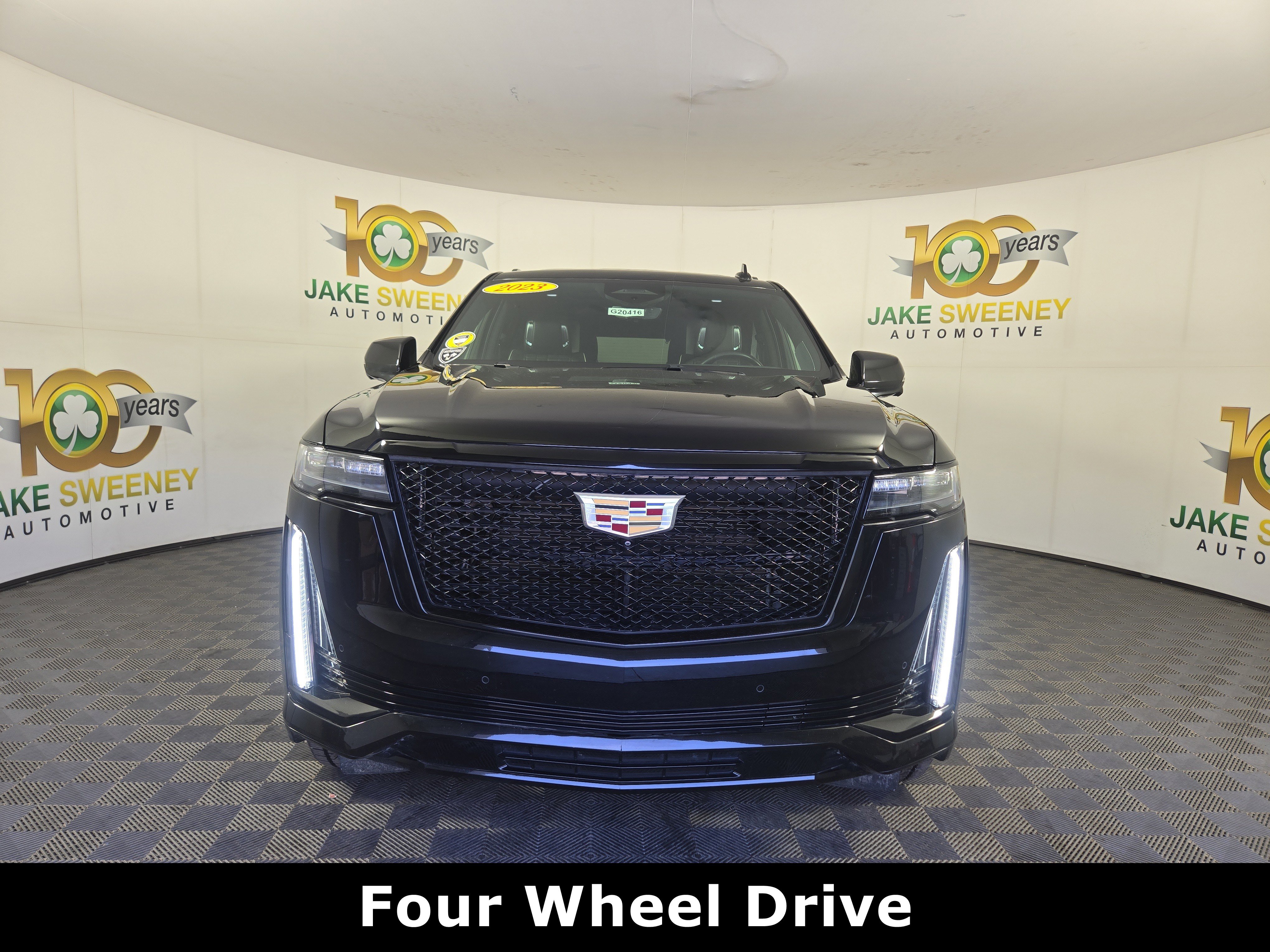Used 2023 Cadillac Escalade Sport Platinum AWD/4WD image 2