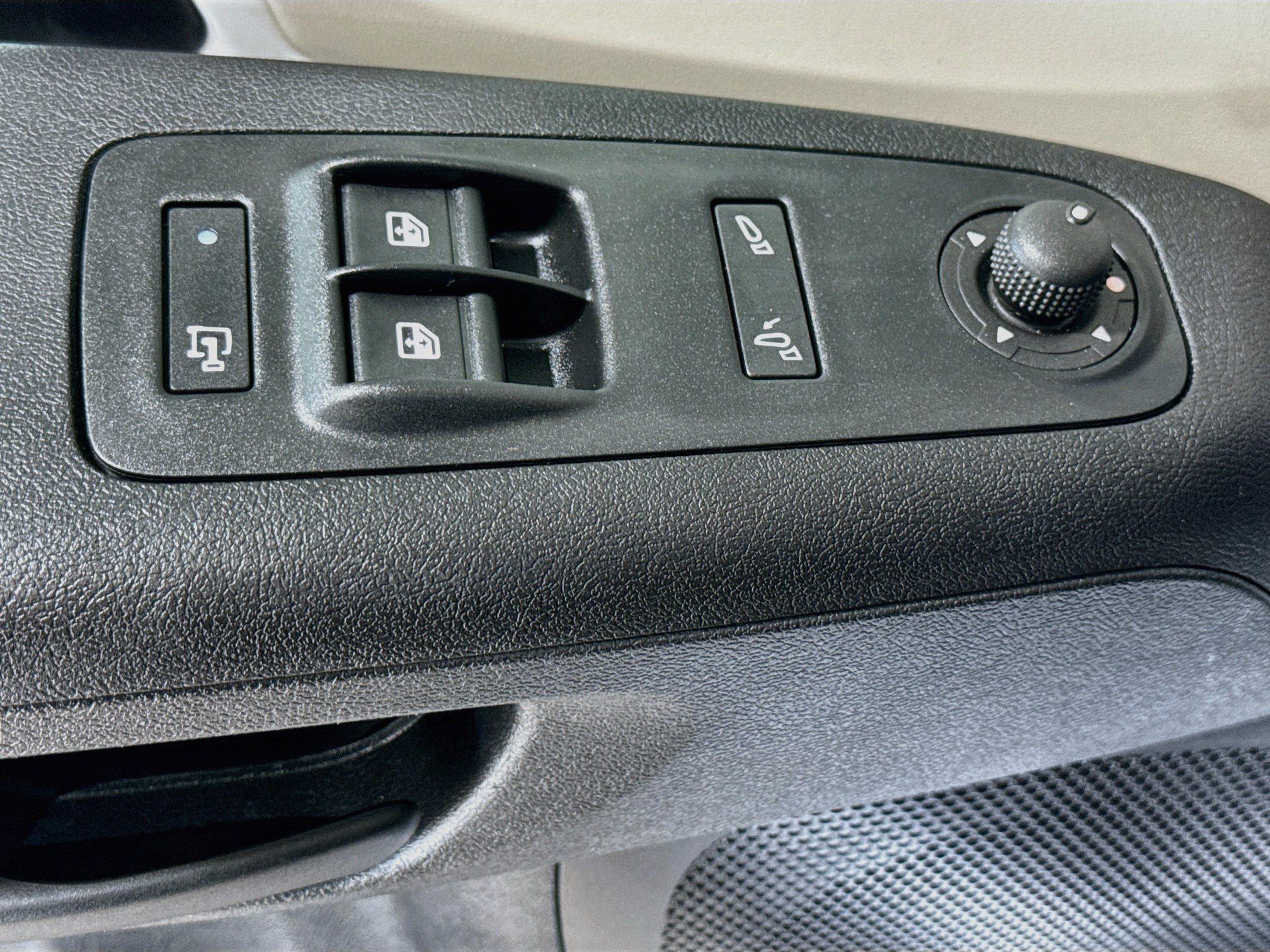 Used 2021 RAM ProMaster 1500 FWD image 23